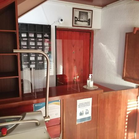 Hostal Jaime I Уэска Экстерьер фото